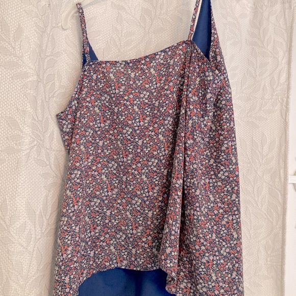 Banana Republic Floral Blouse Tank - Picture 3 of 3